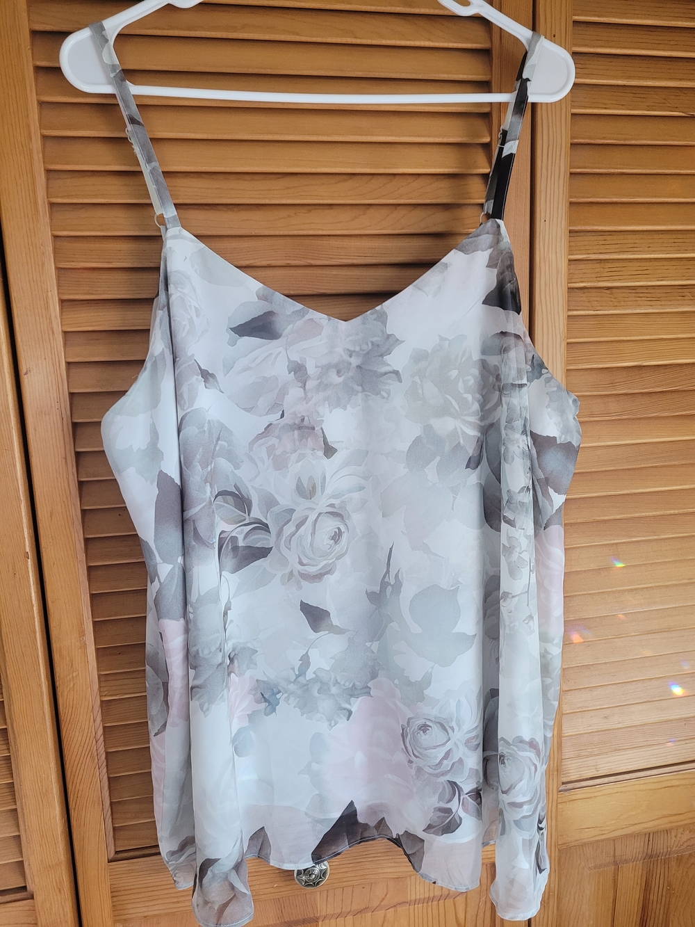 torrid Cream & Gray Floral Chiffon Camisole
